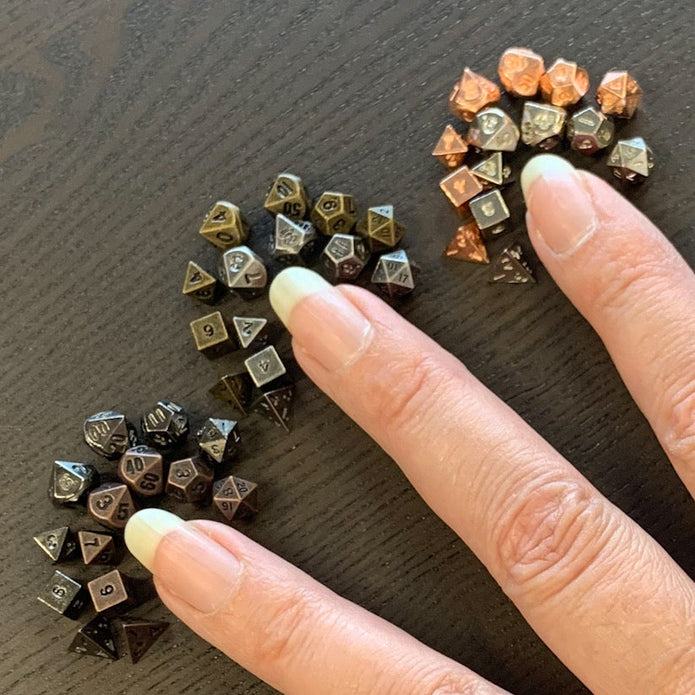 Octopus Pocket Watch Shell with Metal Micro Dice Set