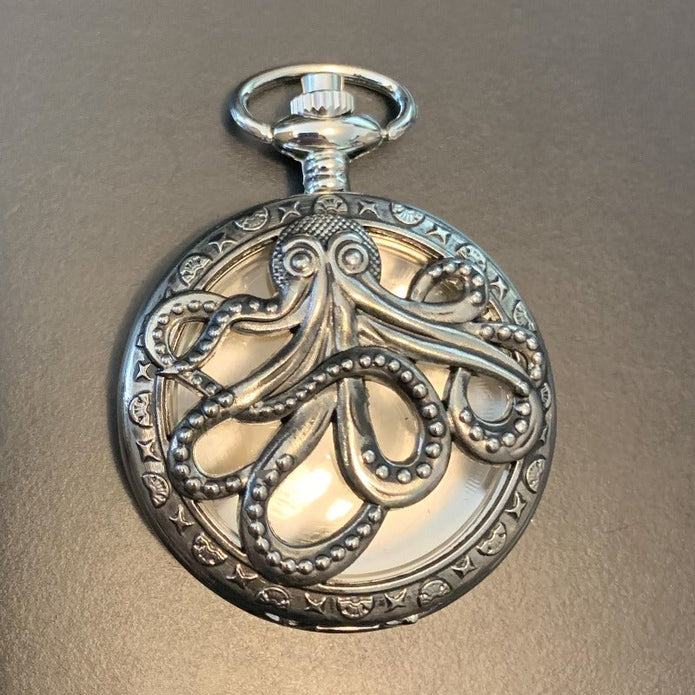Octopus Pocket Watch Shell with Metal Micro Dice Set